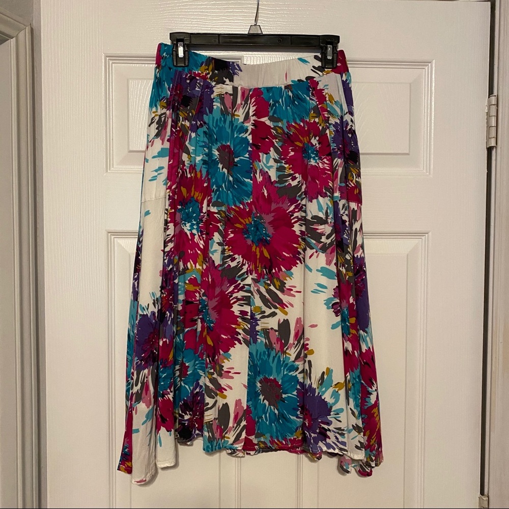 Donating 5/29. Midi skirt